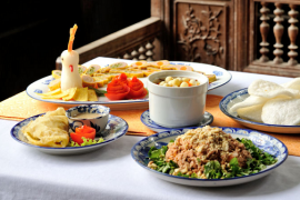 フエ宮廷料理 ※イメージ (c)ASEAN-Japan Centre